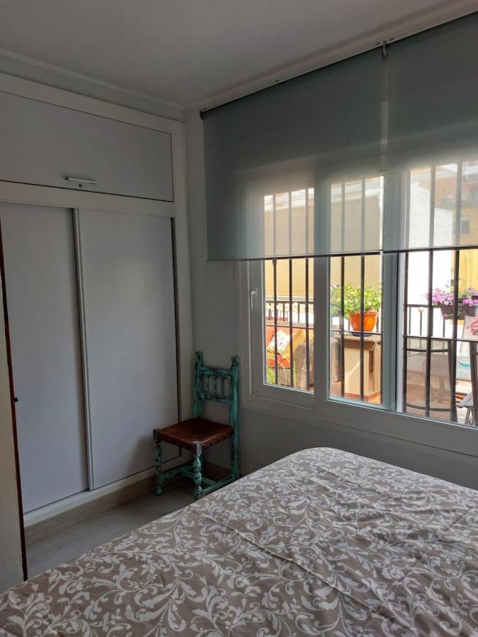 フエンヒロラCozy Penthouse With Excellent Locationアパートメント エクステリア 写真